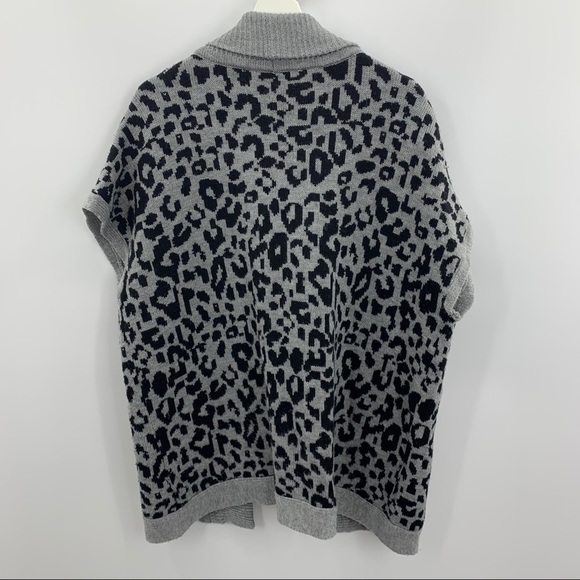 Erika Gray Leopard Cheetah Print Shawl Collar Cardigan Sweater Women’s Size XL - Picture 3 of 4